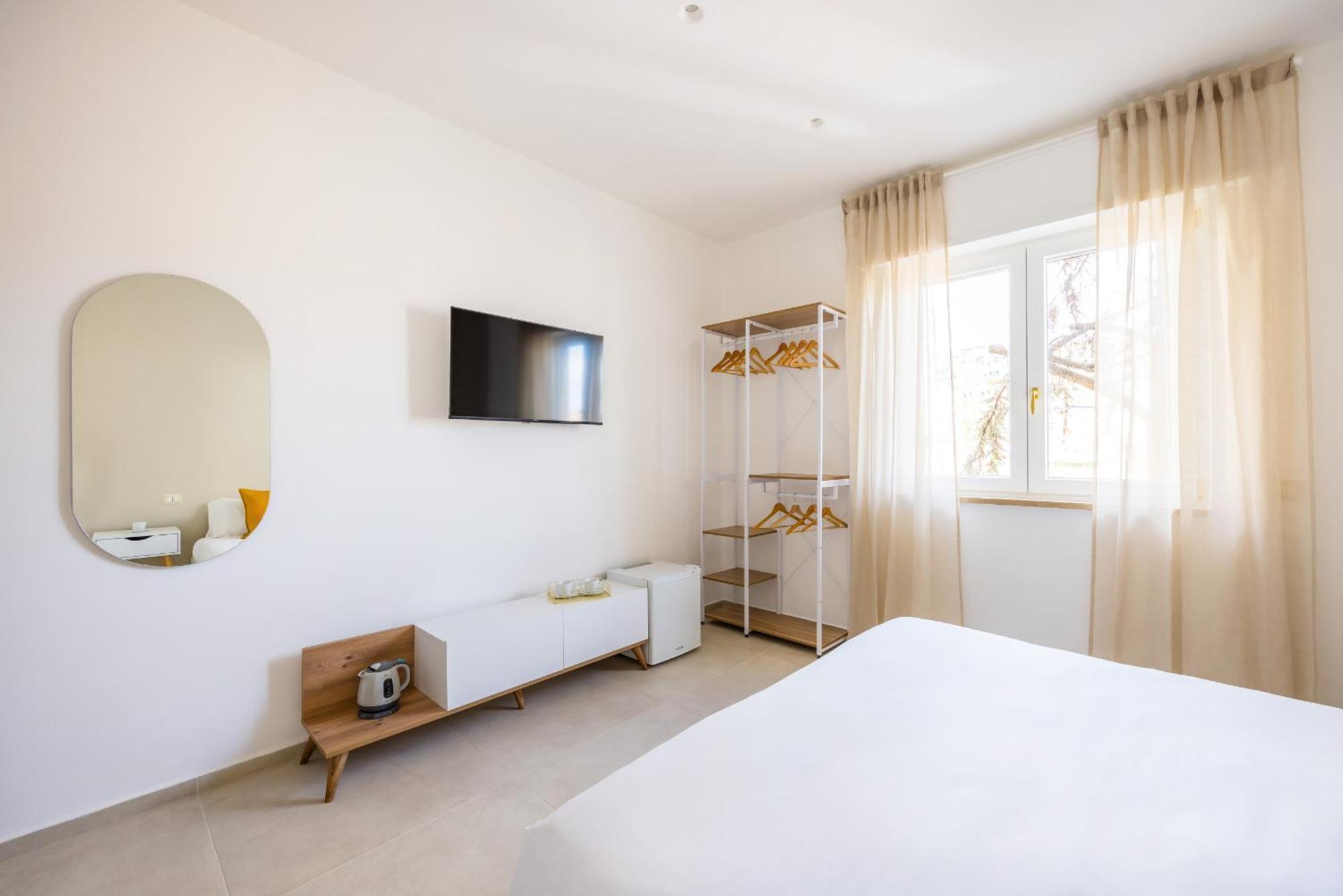 Montesanto View Rooms By Wonderful Italy Napoli Exterior foto